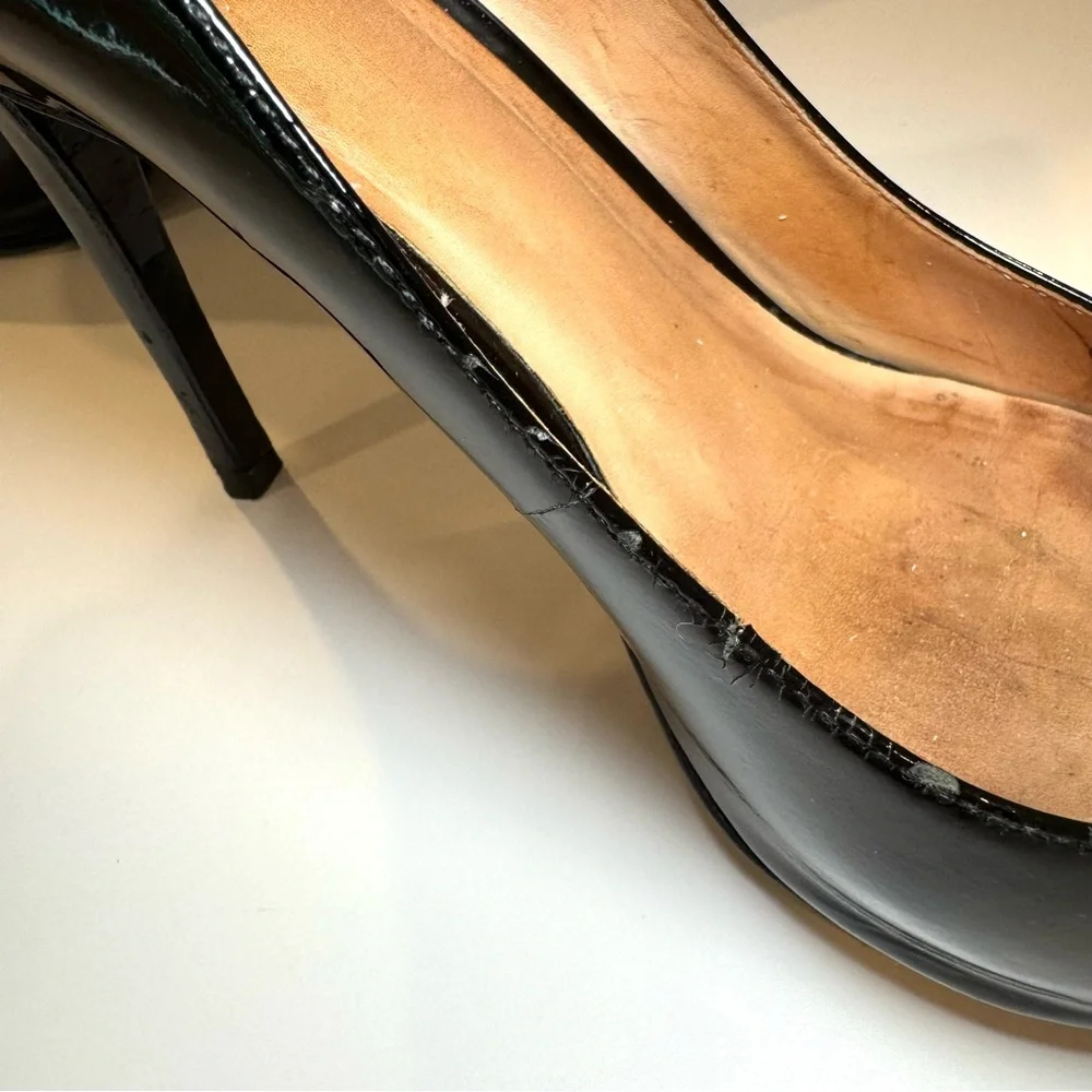 Pour La Victoire Black Patent Leather Stiletto Pump, Size 9